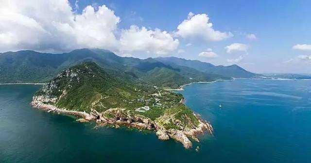 香港海岛：迷人的自然风光与人文历史